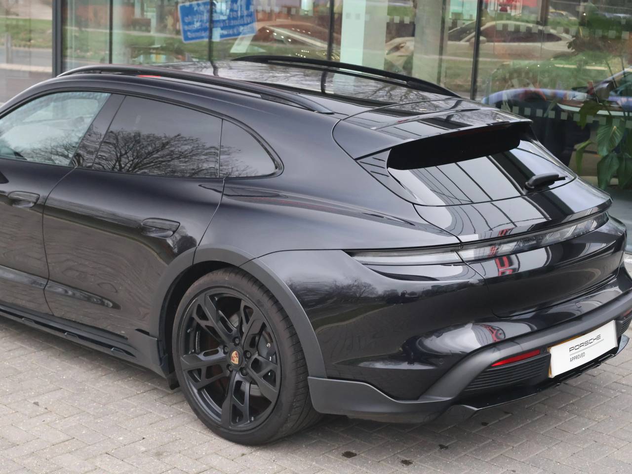 Taycan 4 CROSS TURISMO (6) image 14