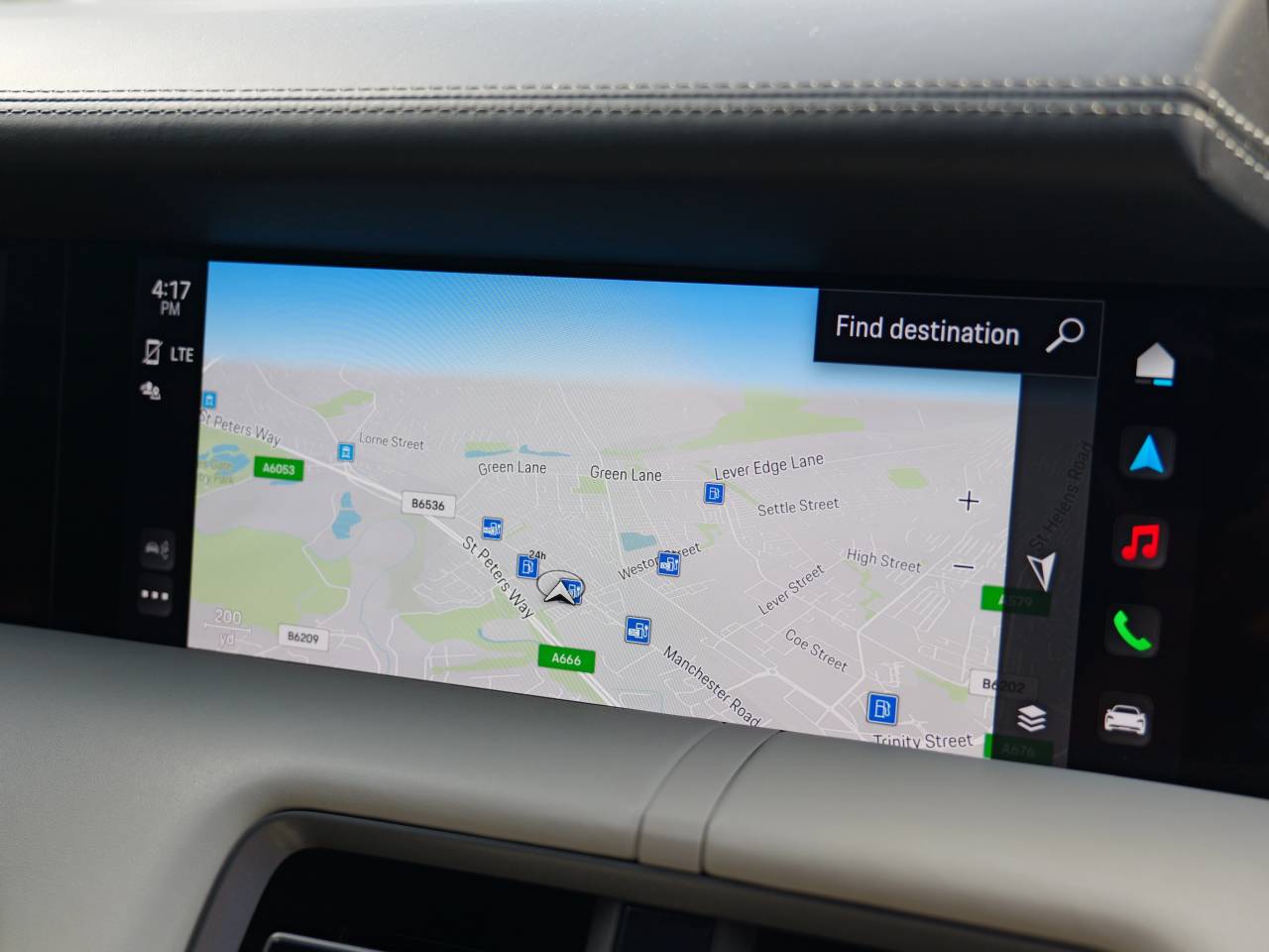 Taycan TURBO S 93KWH (19) image 25