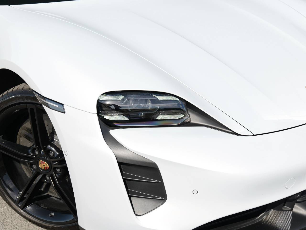 Taycan TURBO S 93KWH (19) image 10