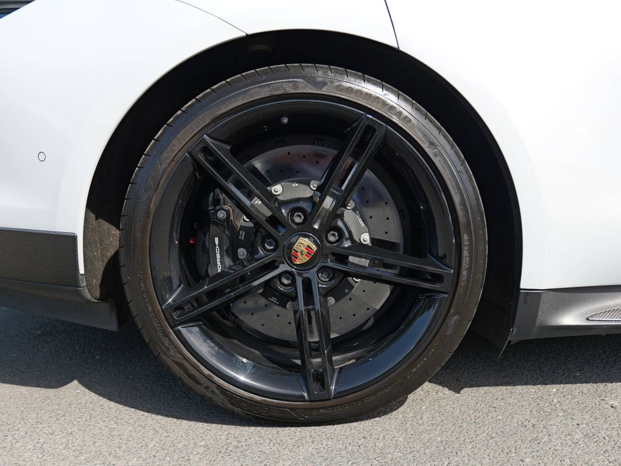 Taycan TURBO S 93KWH (19) image 08