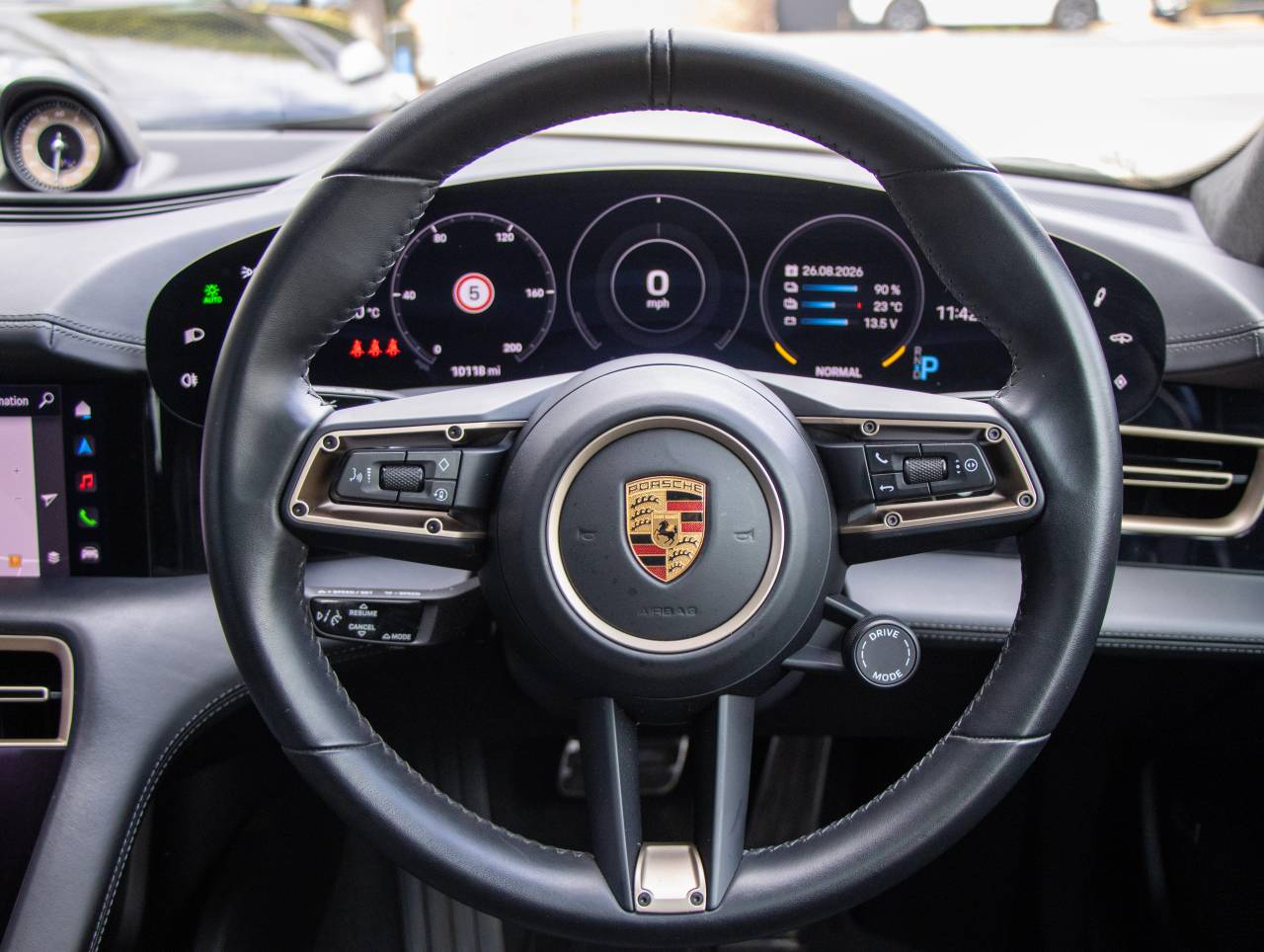 Taycan TURBO S 93KWH (17) image 19