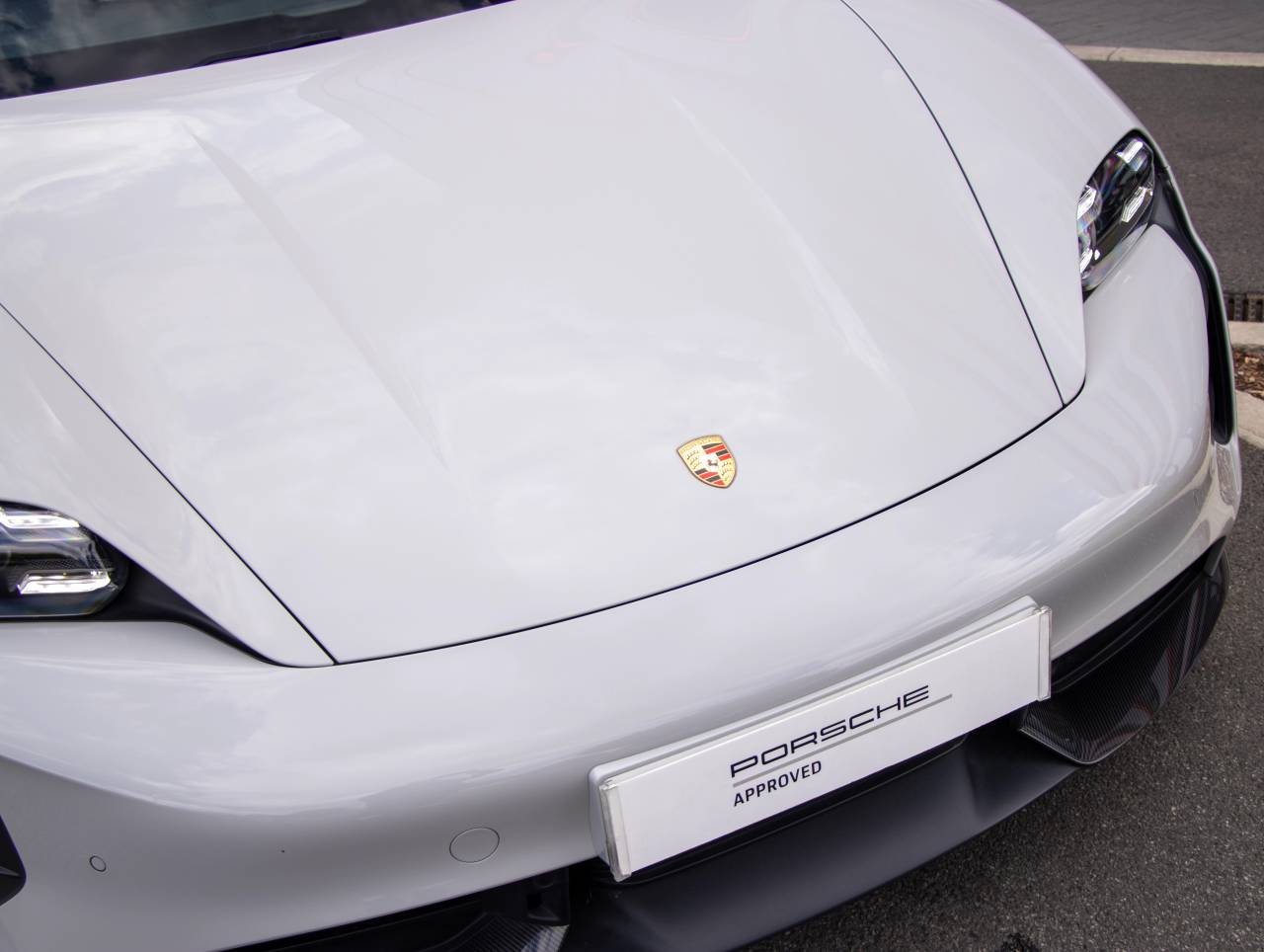 Taycan TURBO S 93KWH (17) image 11