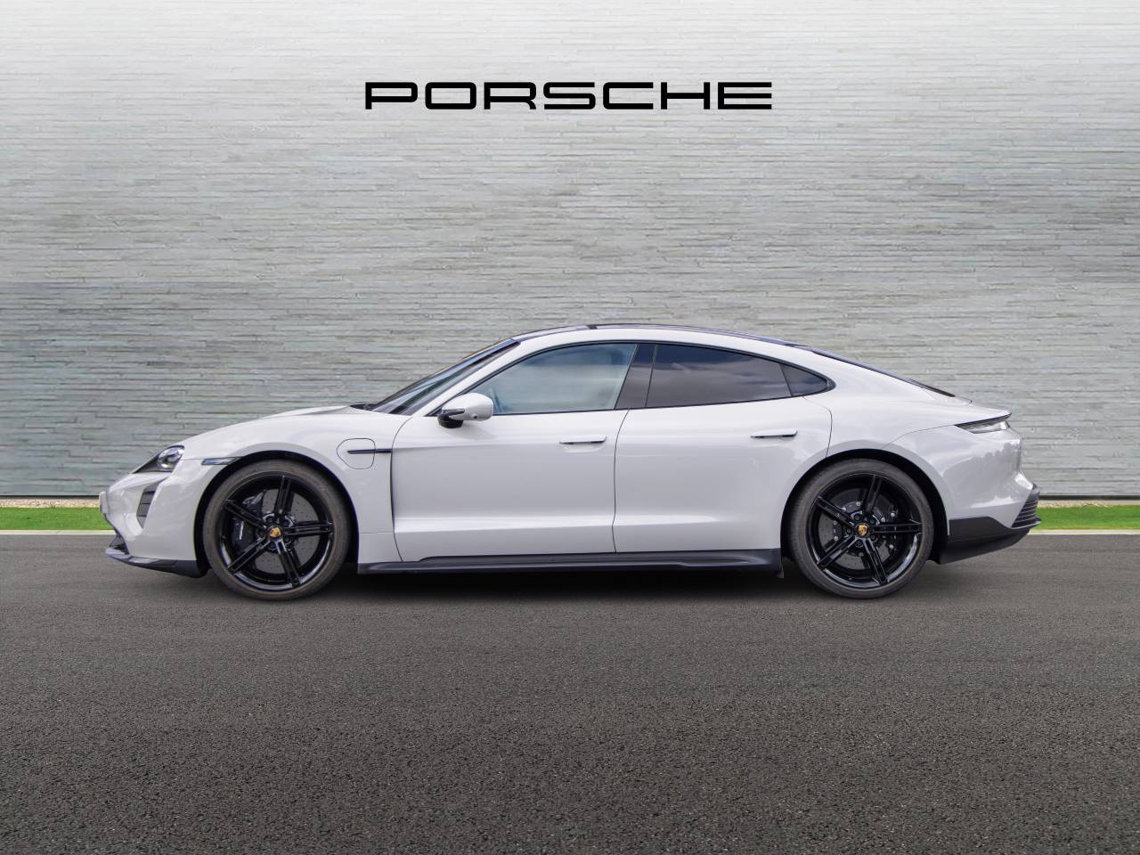 Taycan TURBO S 93KWH (17) image 02