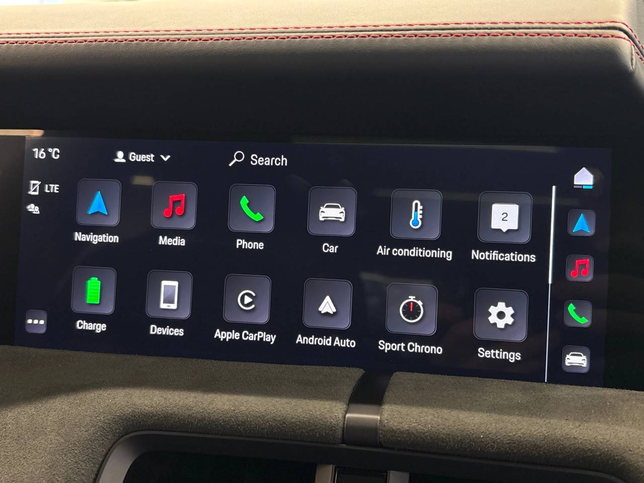 Taycan GTS (5) image 24