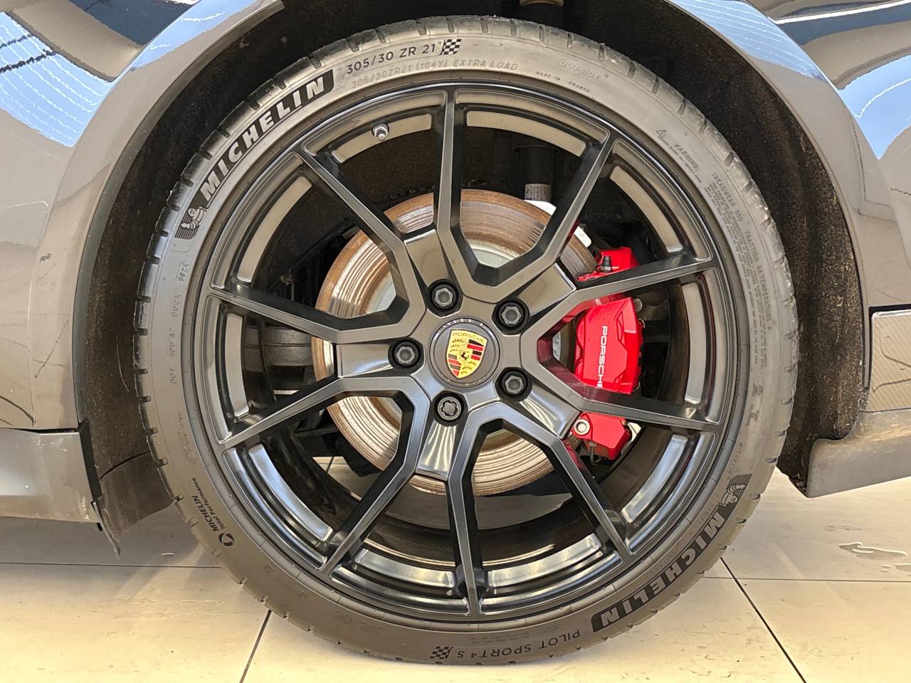 Taycan GTS (5) image 16