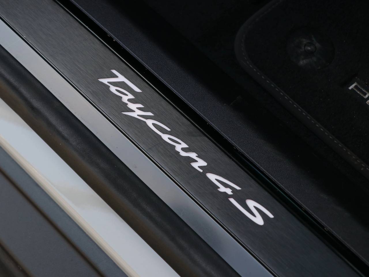 Taycan 4S CROSS TURISMO (7) image 27