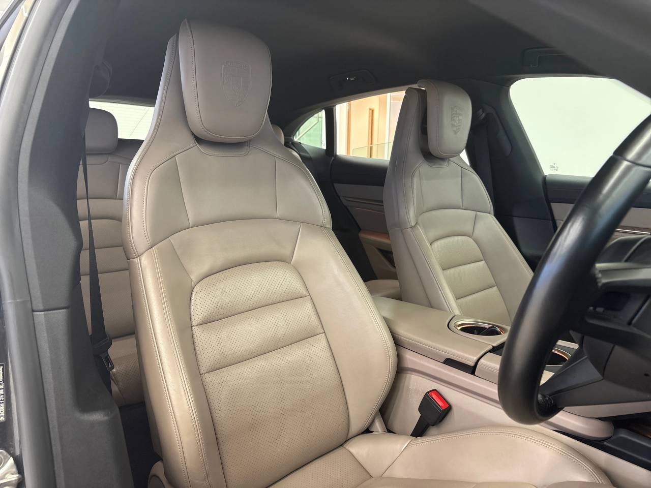 Taycan 4S CROSS TURISMO (9) image 05