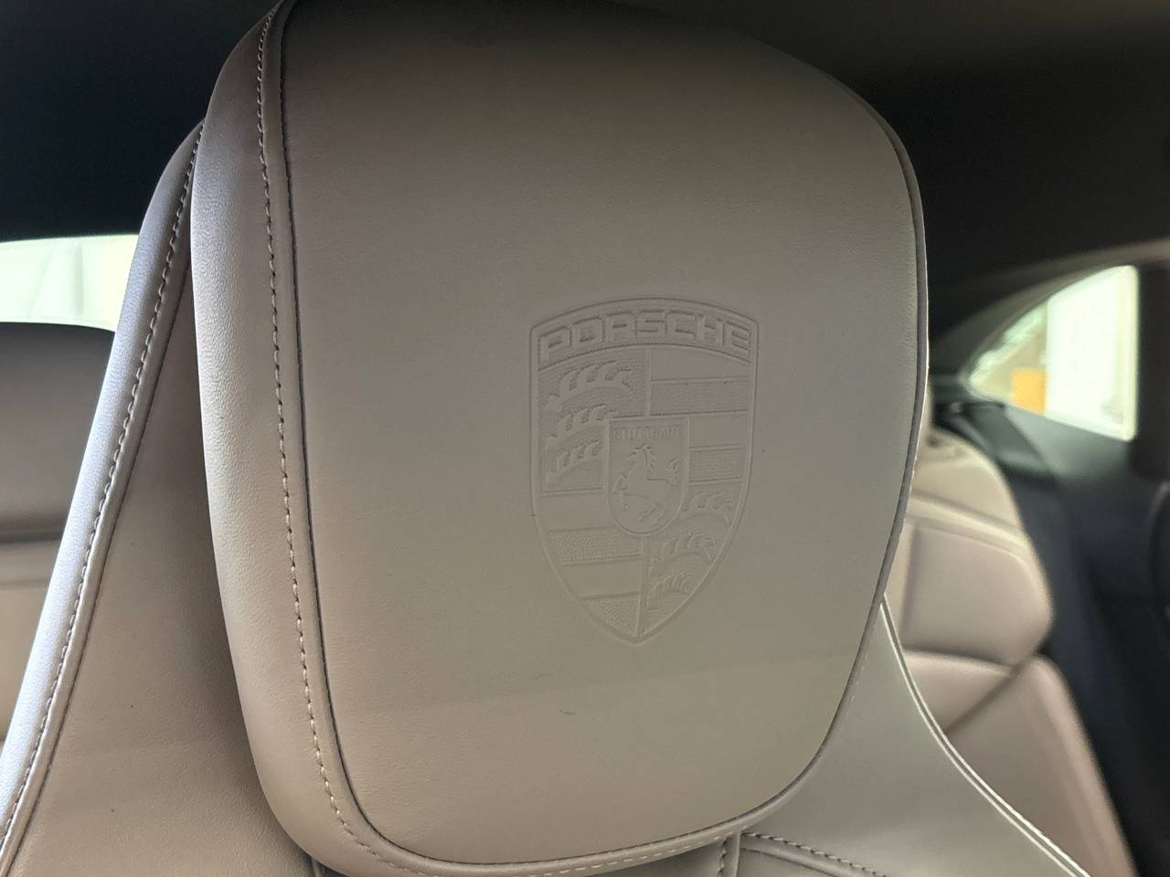 Taycan 4S CROSS TURISMO (9) image 27