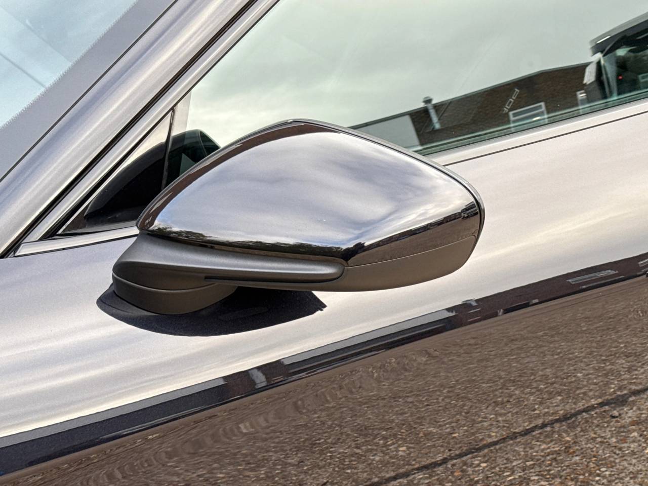 Taycan 4S CROSS TURISMO (30) image 13