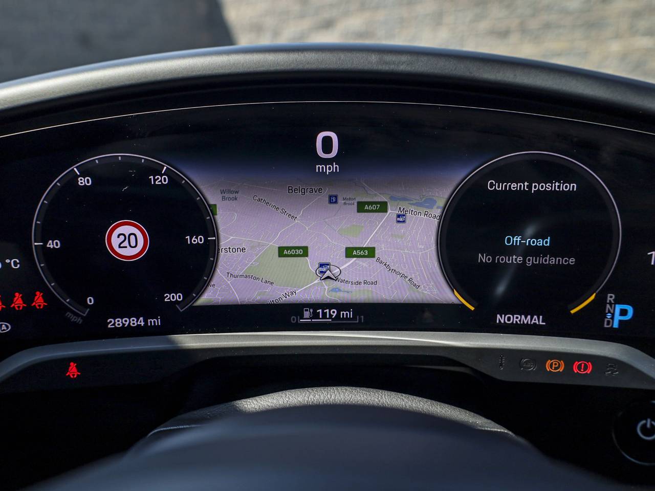 Taycan TURBO S CROSS TURISMO (2) image 23