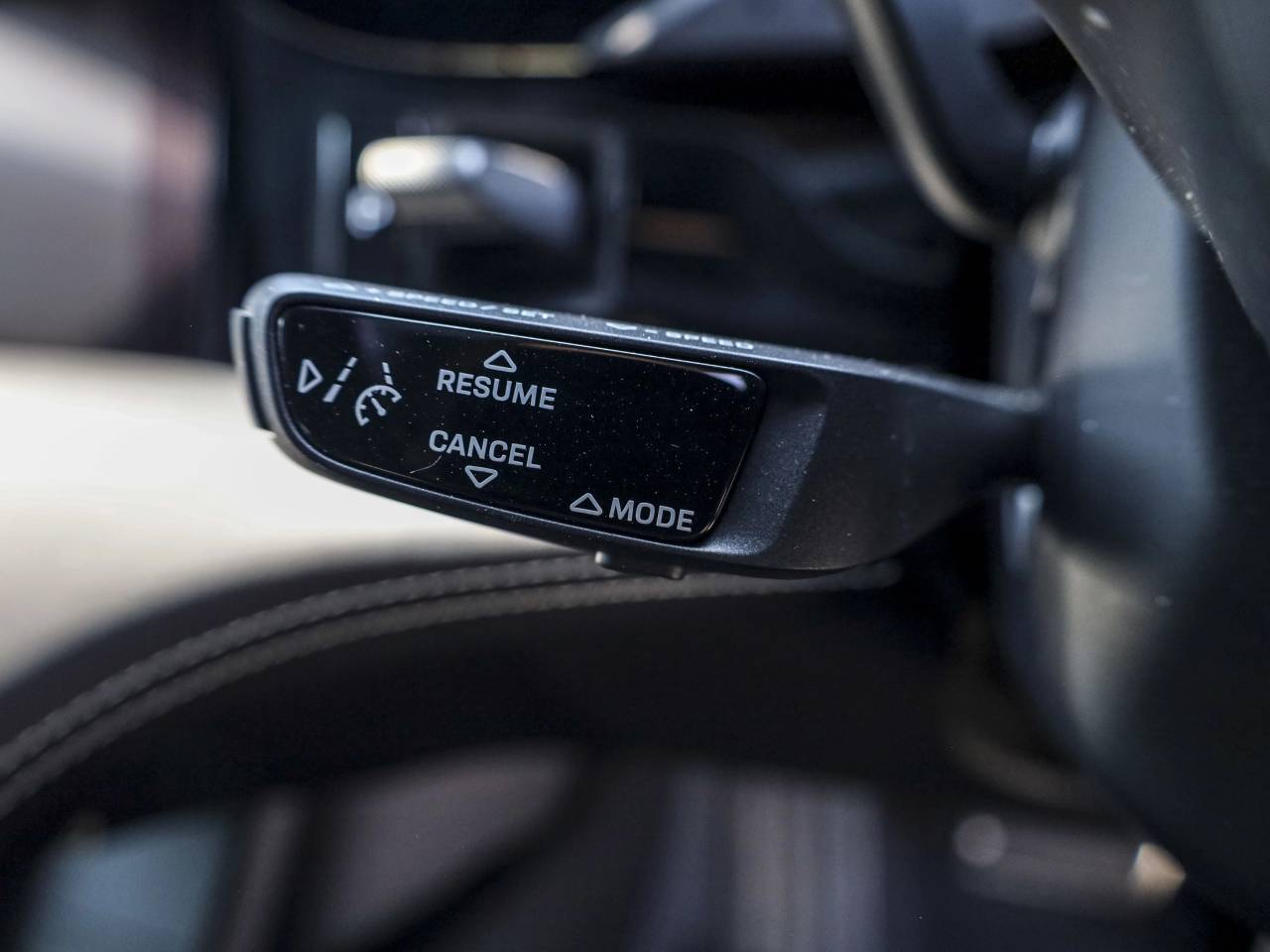 Taycan TURBO S CROSS TURISMO (2) image 26