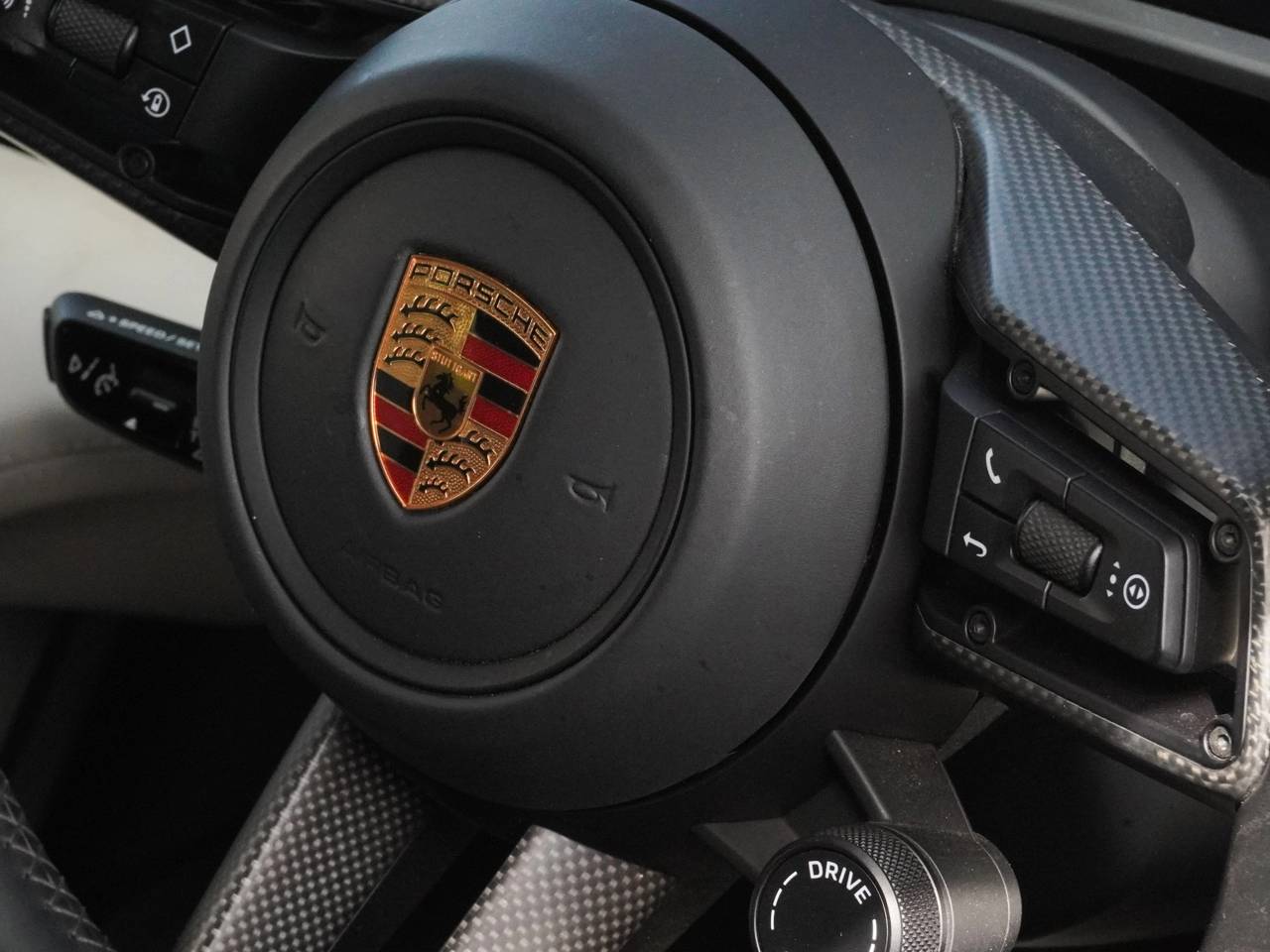 Taycan TURBO S CROSS TURISMO (3) image 34