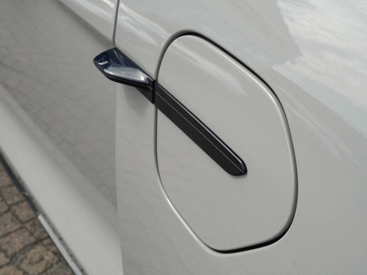 Taycan TURBO S CROSS TURISMO (3) image 15