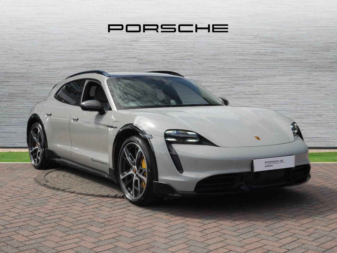 Taycan TURBO S CROSS TURISMO