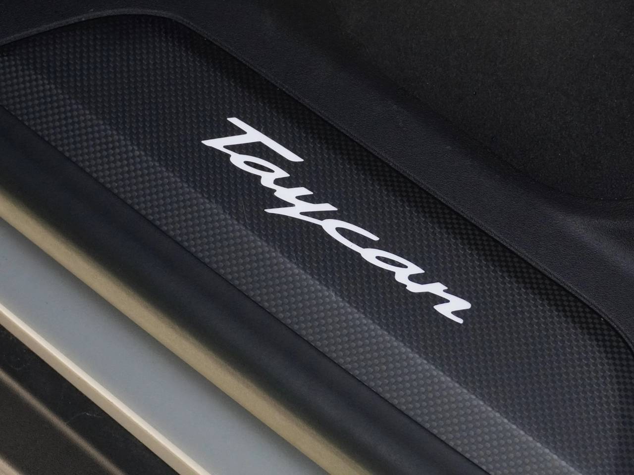 Taycan TURBO S CROSS TURISMO (3) image 49