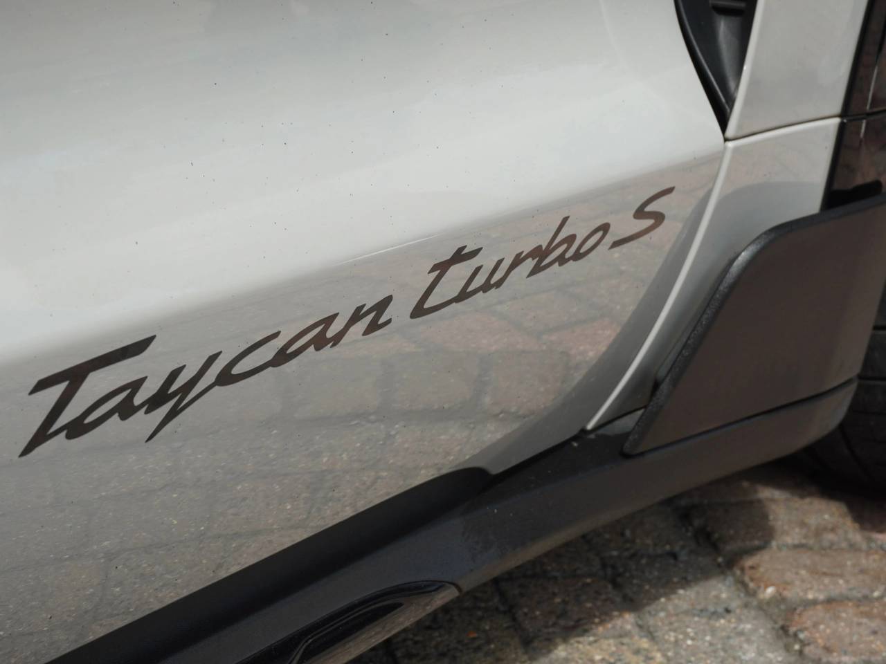 Taycan TURBO S CROSS TURISMO (3) image 06
