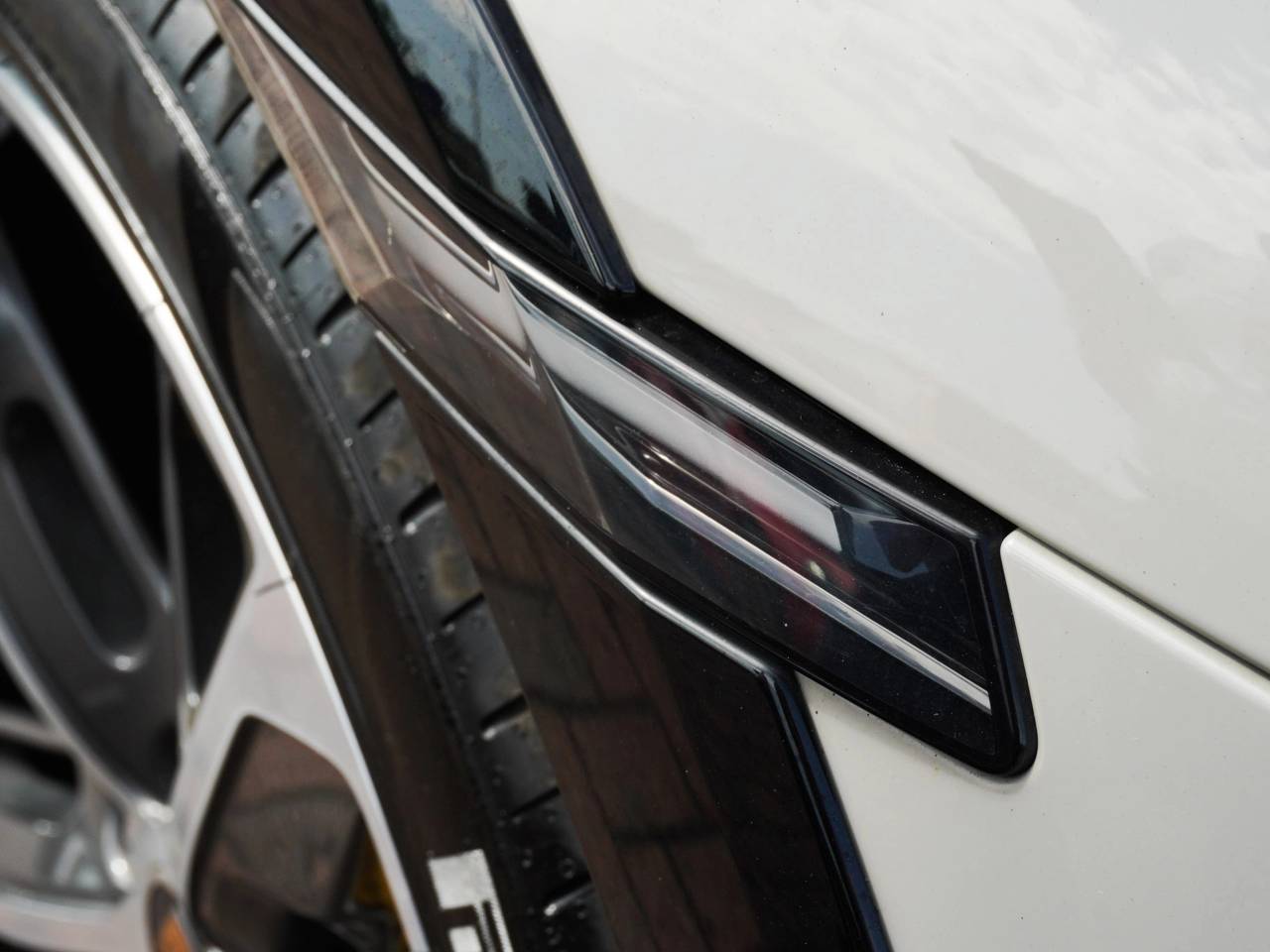 Taycan TURBO S CROSS TURISMO (3) image 08