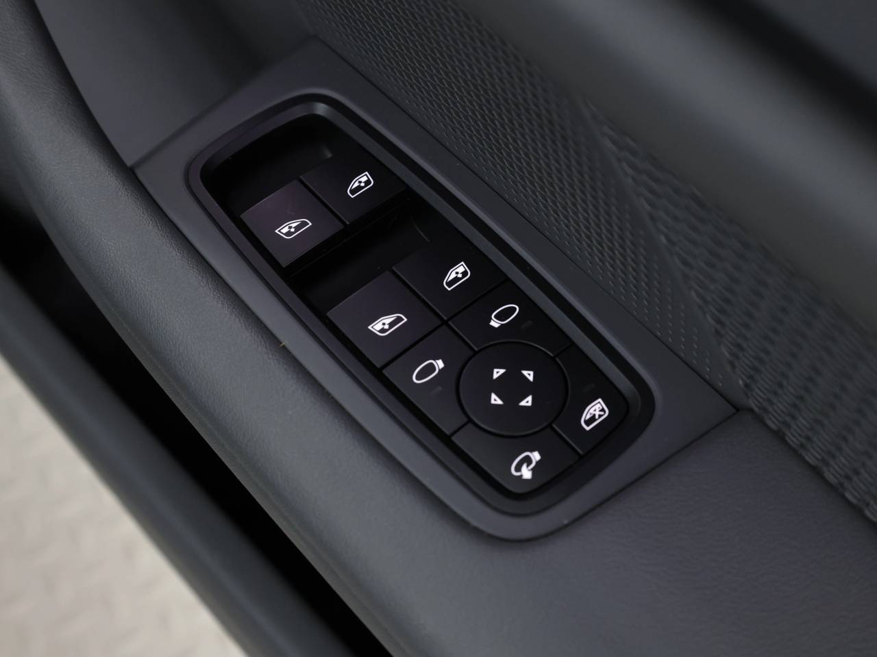Taycan TURBO CROSS TURISMO image 25