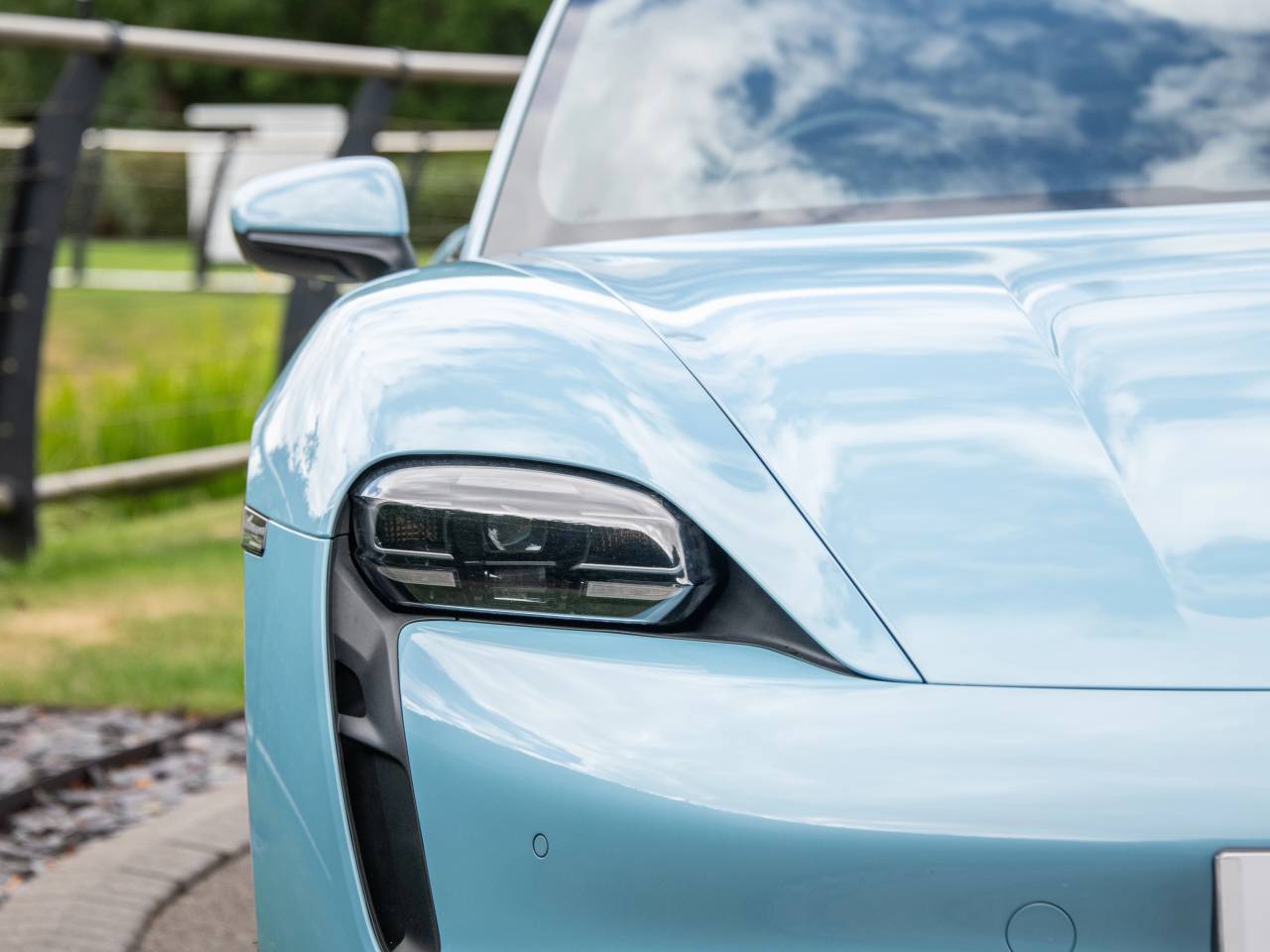 Taycan BASE SPORT TURISMO (8) image 13