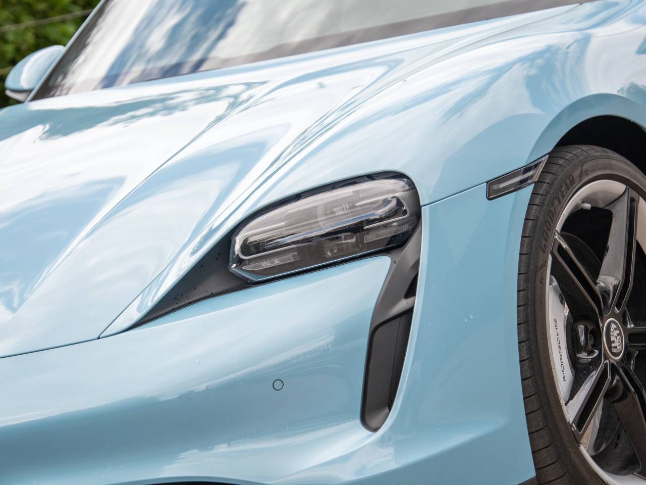 Taycan BASE SPORT TURISMO (8) image 09