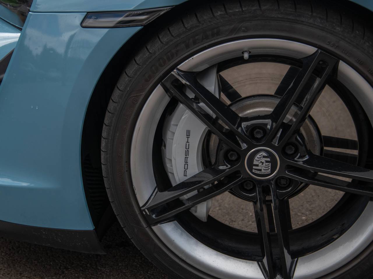 Taycan BASE SPORT TURISMO (8) image 14