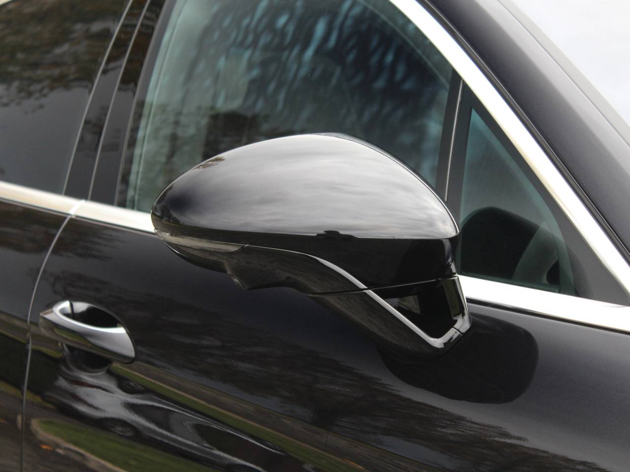 Panamera (2) image 15