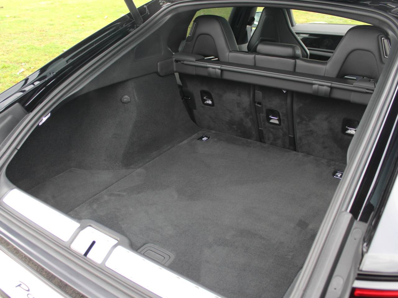 Panamera (2) image 39