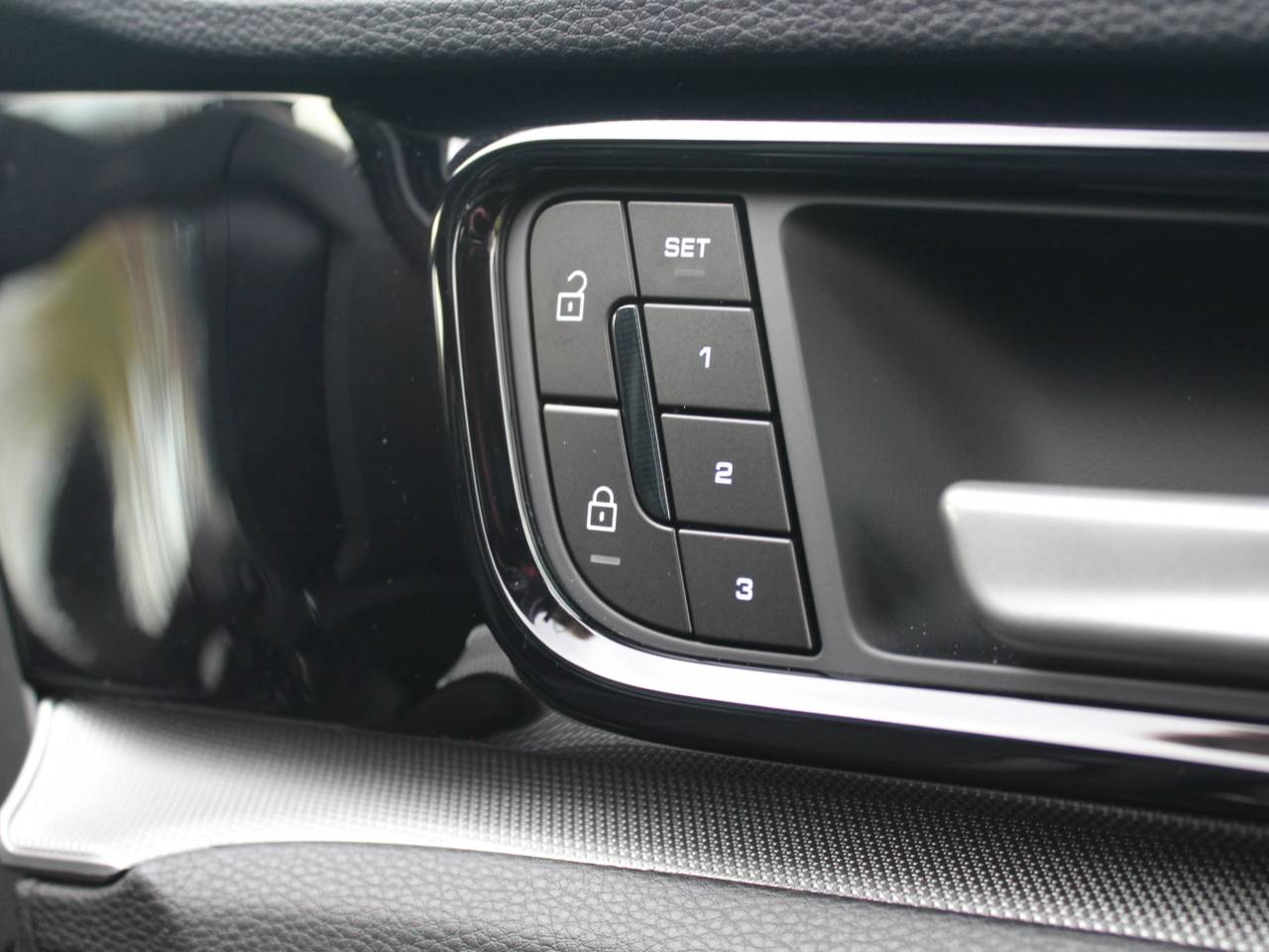 Panamera (2) image 31