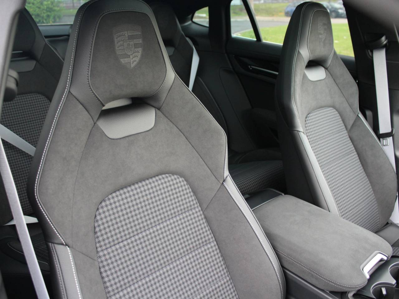 Panamera (2) image 05