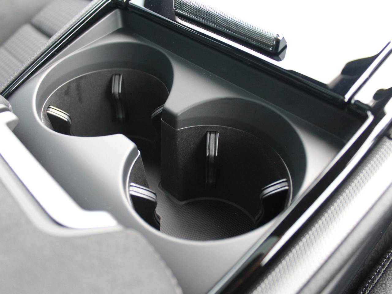 Panamera (2) image 27