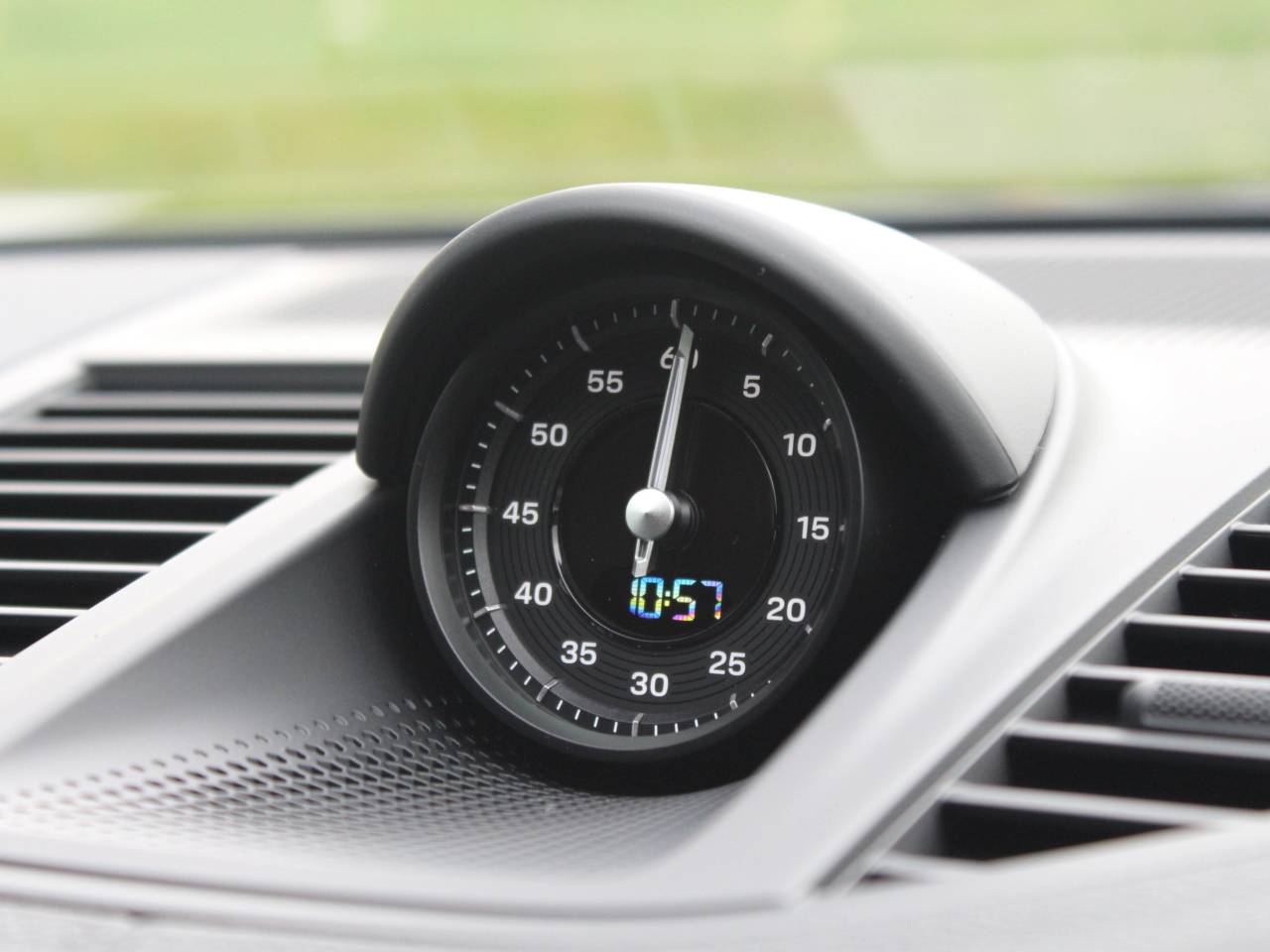 Panamera (2) image 24