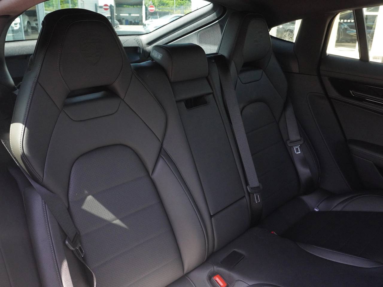 Panamera (4) image 22