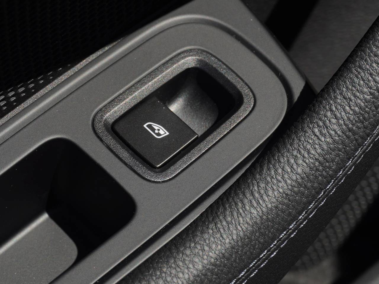 Panamera (4) image 35