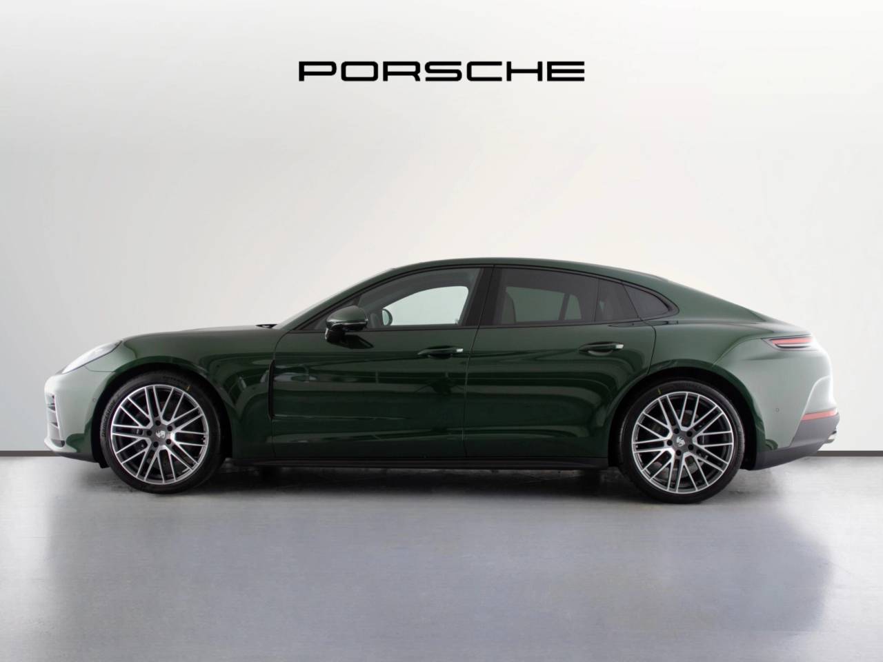 Panamera (4) image 11