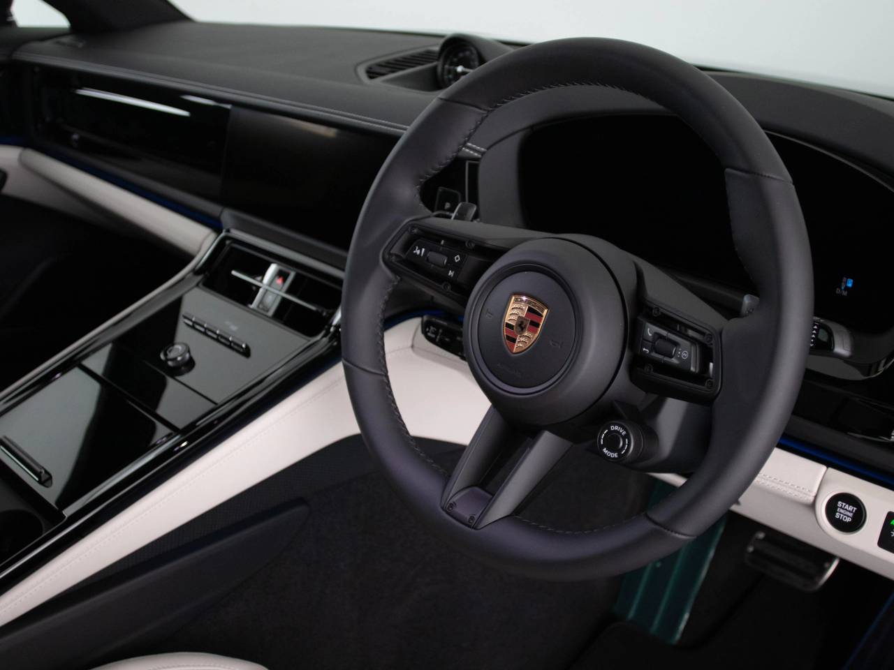 Panamera (4) image 42