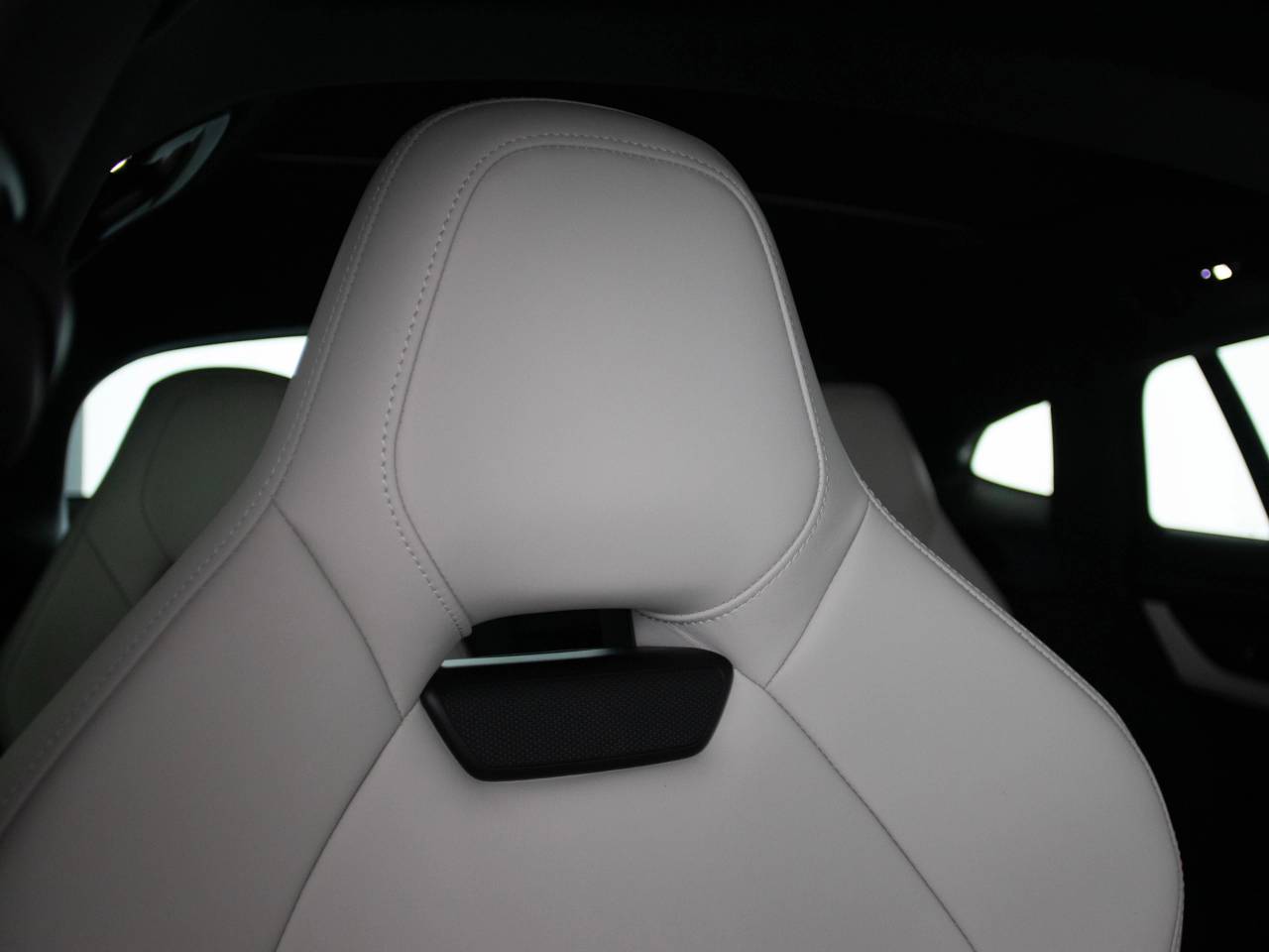 Panamera (4) image 51