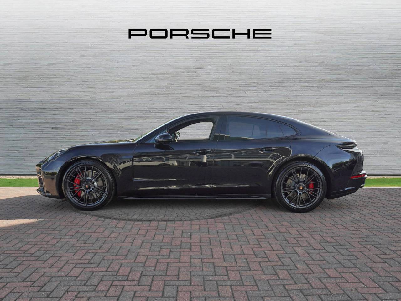 Panamera (5) image 02