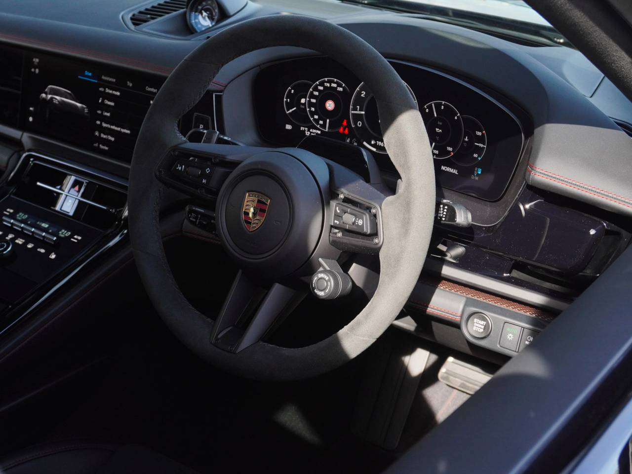 Panamera (5) image 05