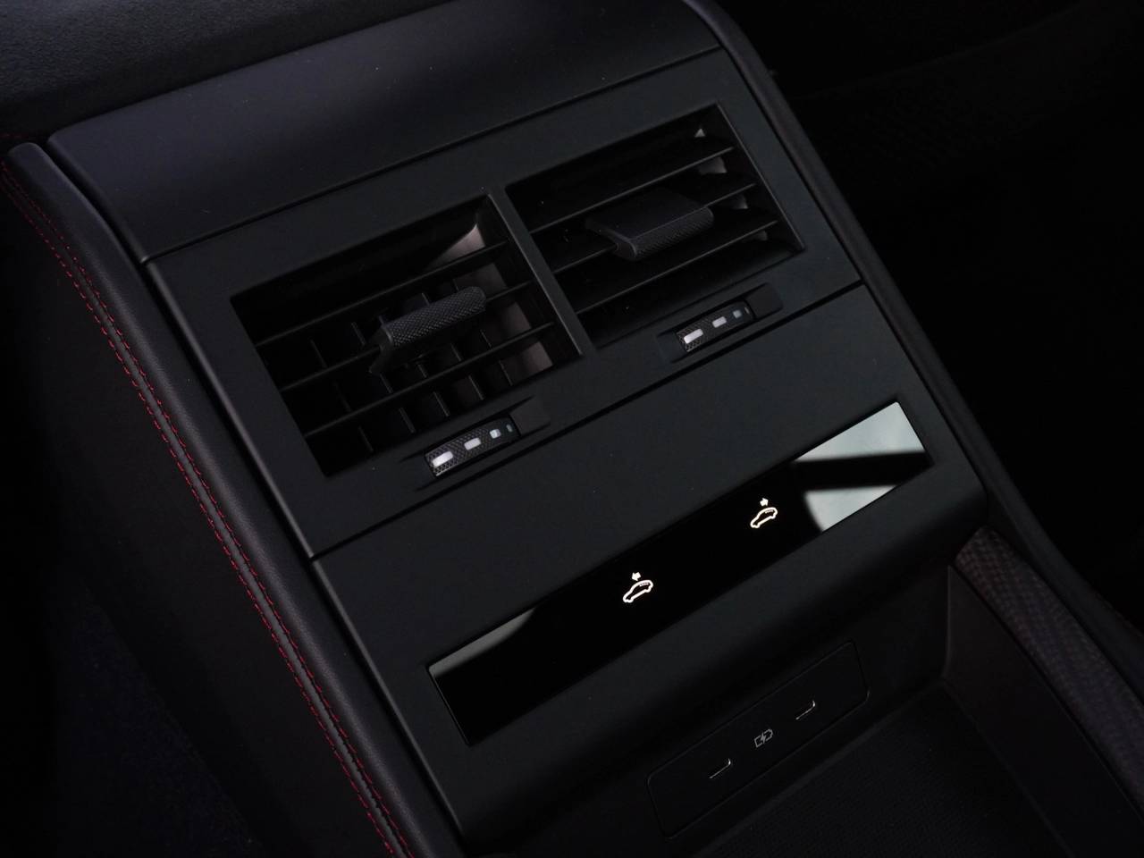 Panamera (5) image 37