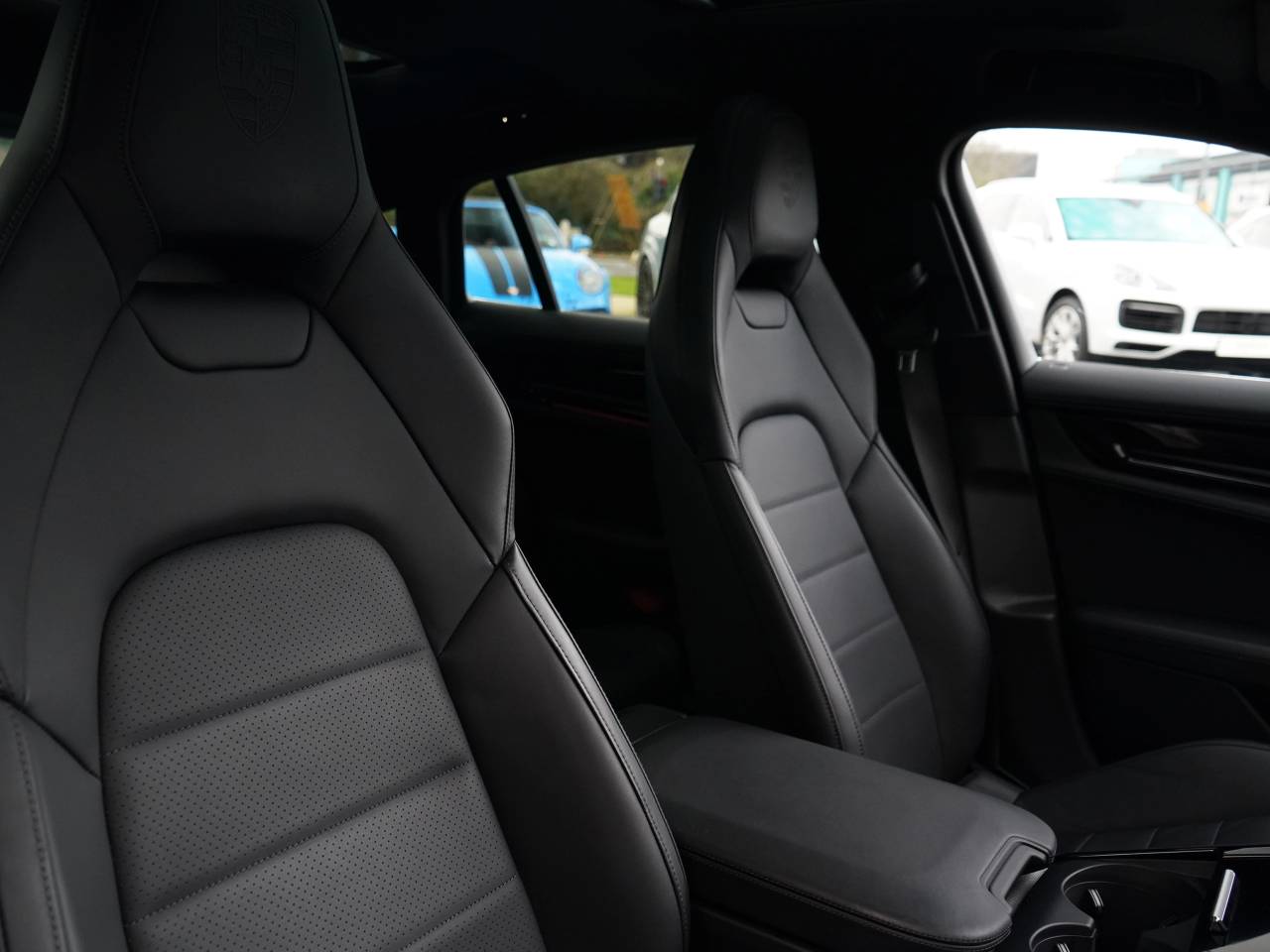 Panamera (2) image 05