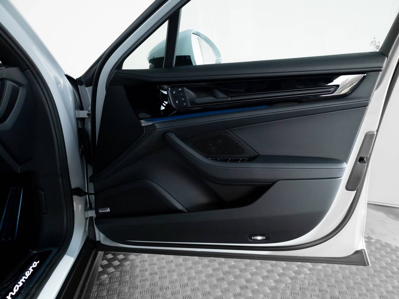 Panamera (1) image 22