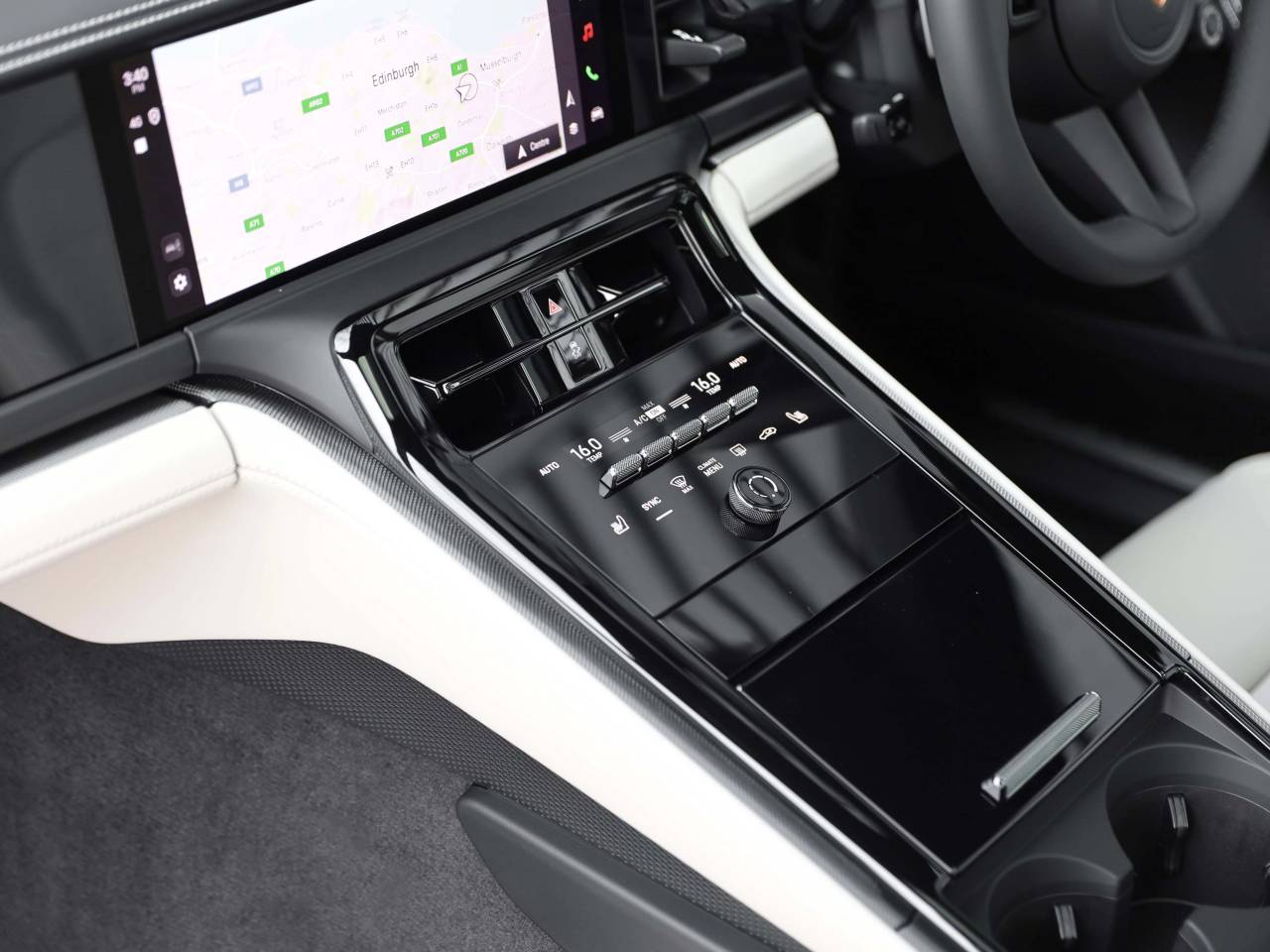 Panamera (2) image 23