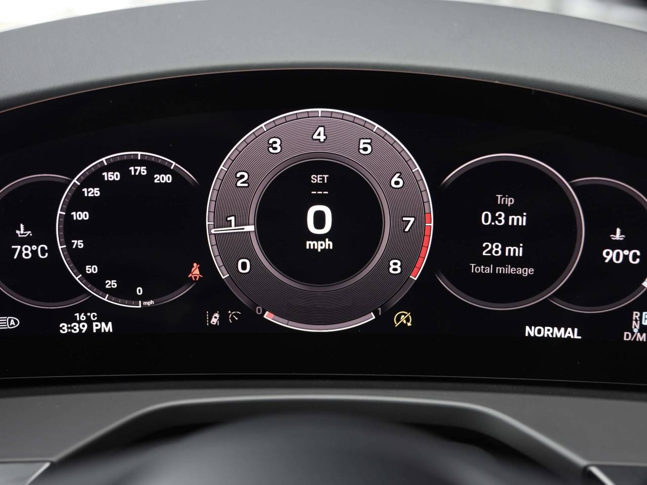 Panamera (2) image 18