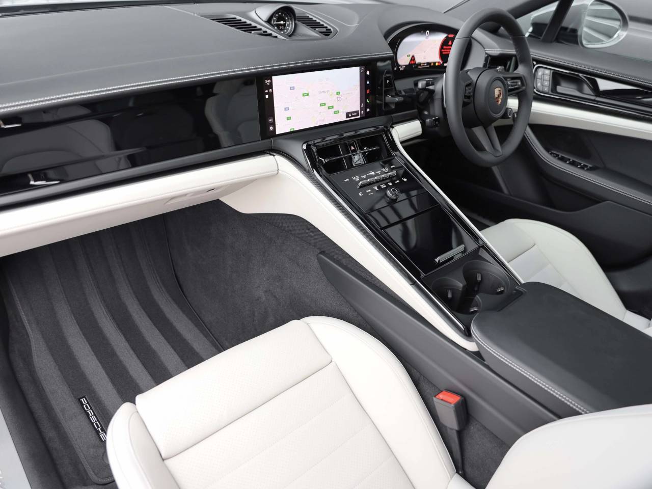 Panamera (2) image 07