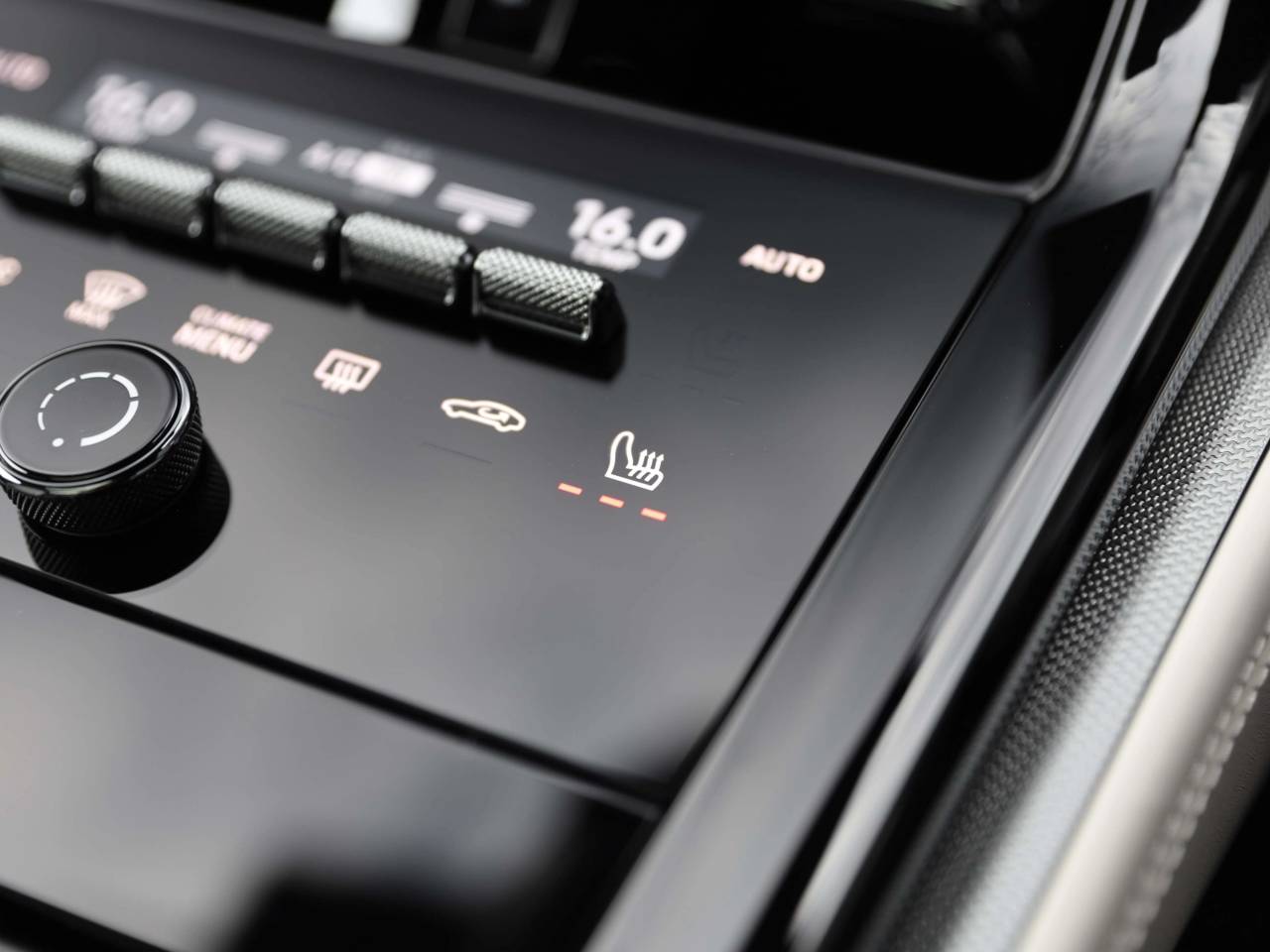 Panamera (2) image 25