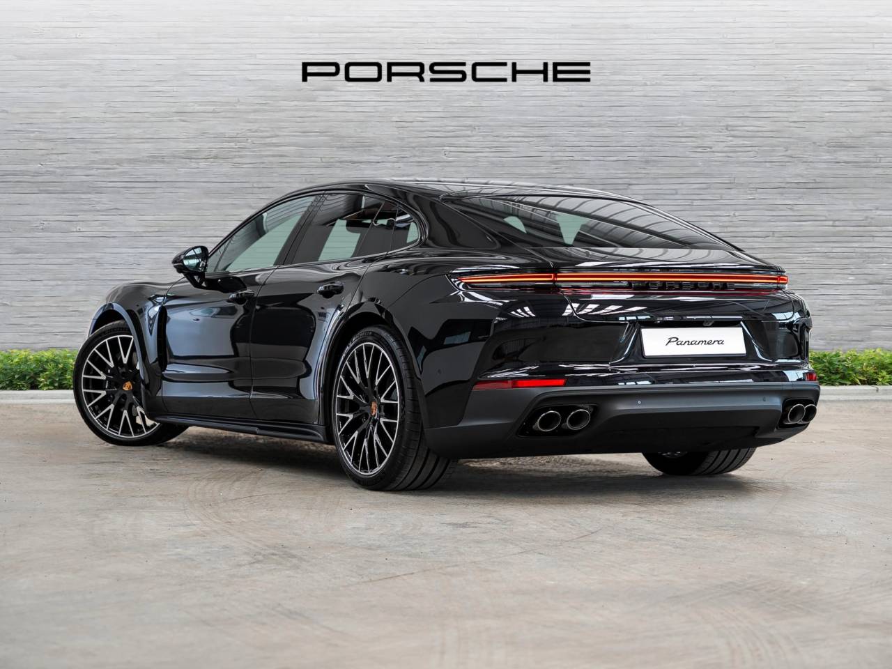 Panamera (7) image 02
