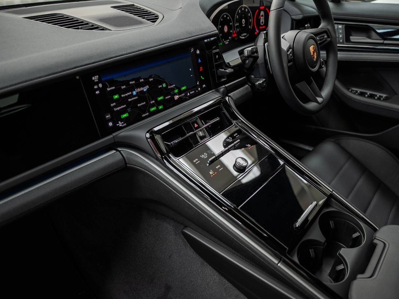 Panamera (7) image 28