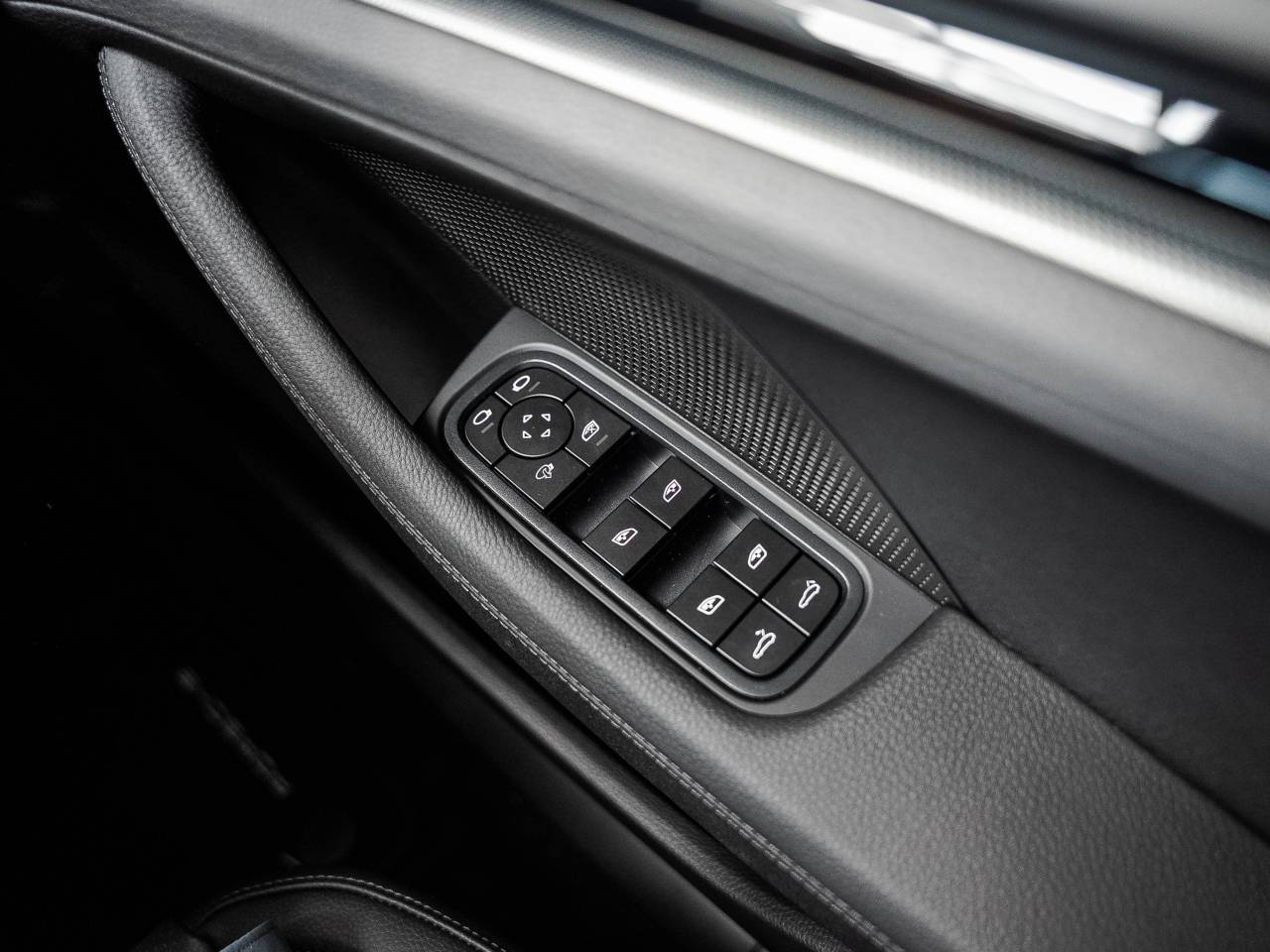 Panamera (7) image 25