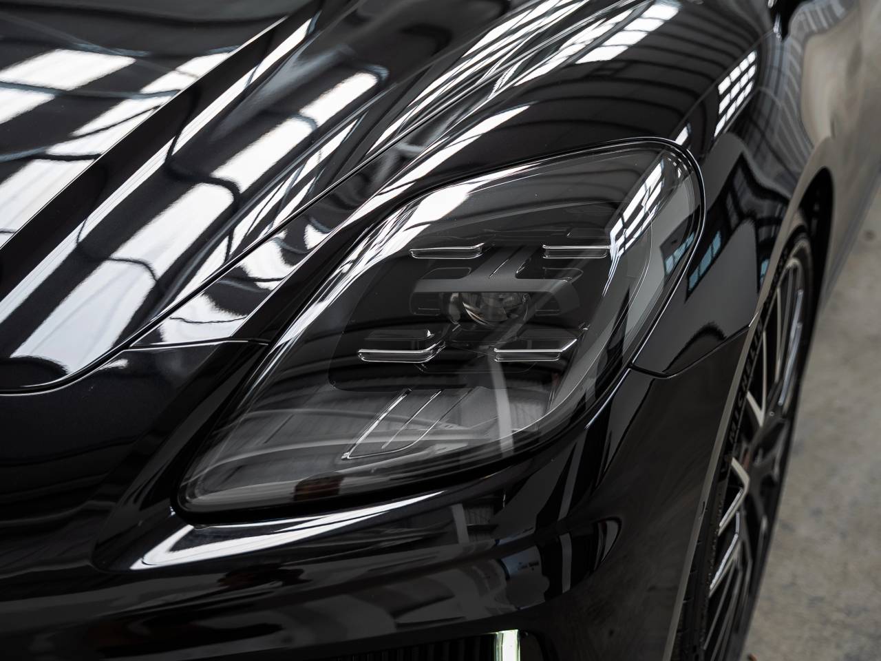 Panamera (7) image 10