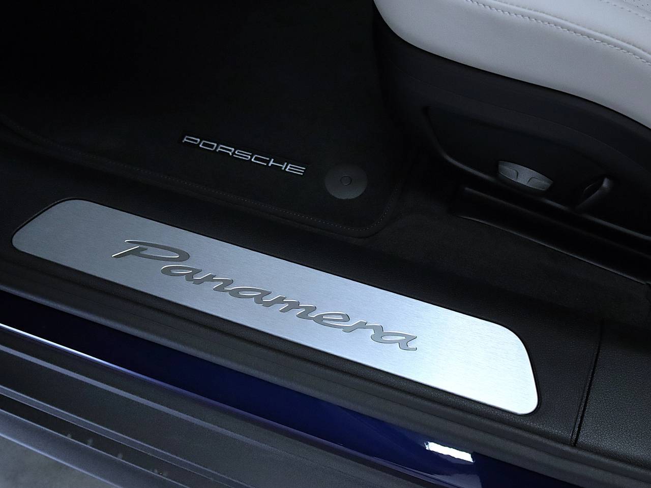 Panamera (4) image 42